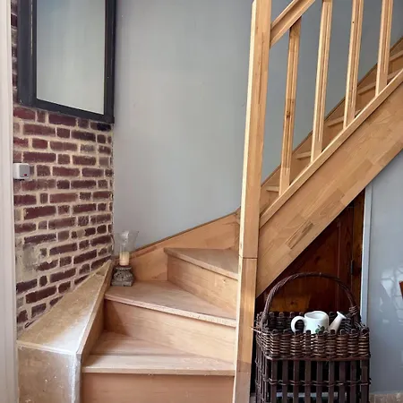 Grange D'epoque A شقة شانتييّي